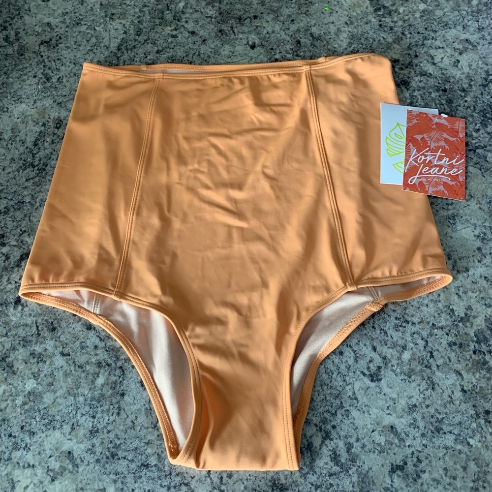 KORTNI JEANE EXTENDED HIGH WAIST BOTTOMS M NWT